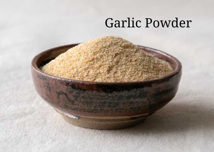 garlic powder, small bowl